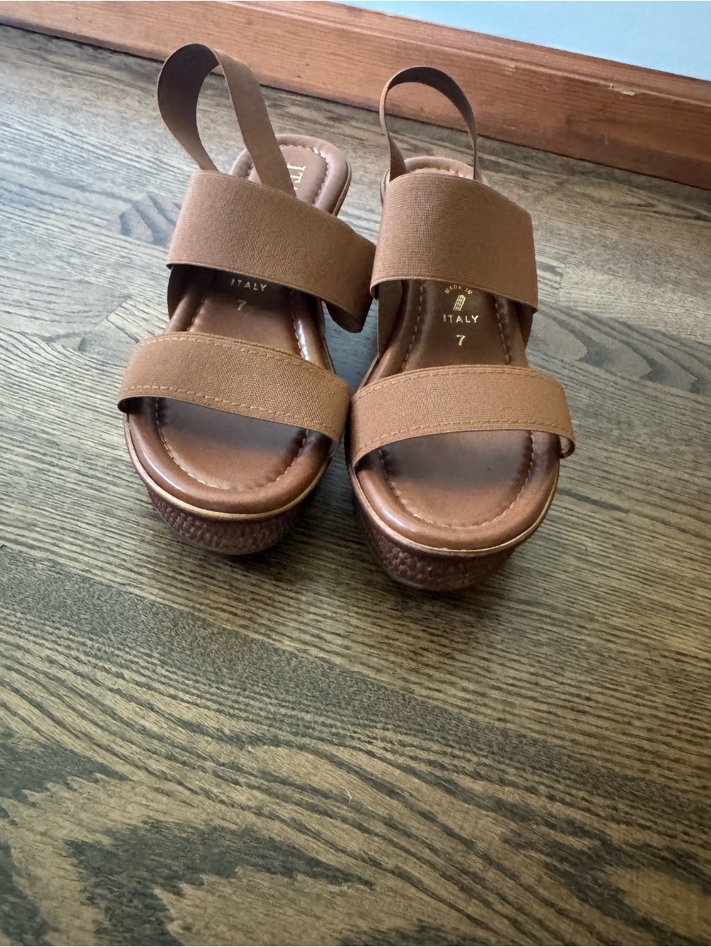 Italian Shoemakers Brown Platform Slingback Sandals Size 7